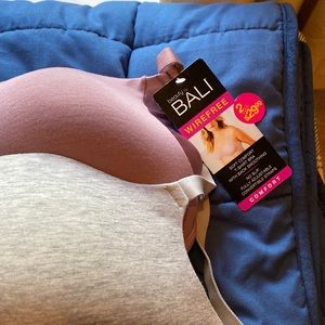 2 Bali wireless bras NWT